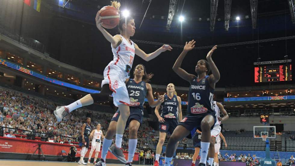 Euro de basket : face à l'Espagne, les Bleues perdent leur troisième finale d'affilée