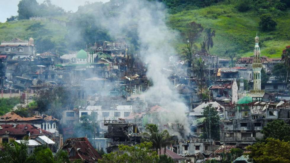 Philippines : les jihadistes de l'EI tiennent toujours 1 500 bâtiments à Marawi