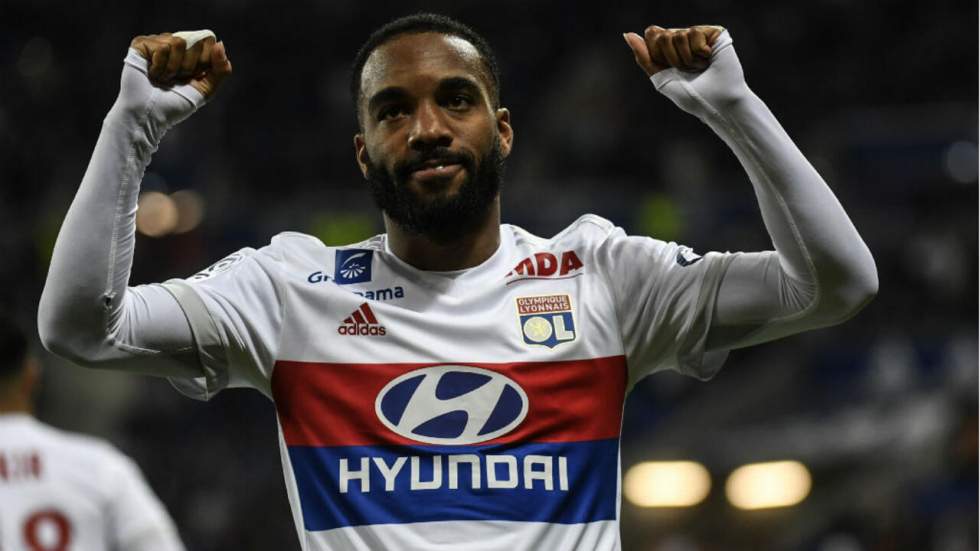 Football : Alexandre Lacazette transféré à Arsenal pour 60 millions d'euros Football : Alexandre Lacazette transféré à Arsenal pour 60 millions d'euros