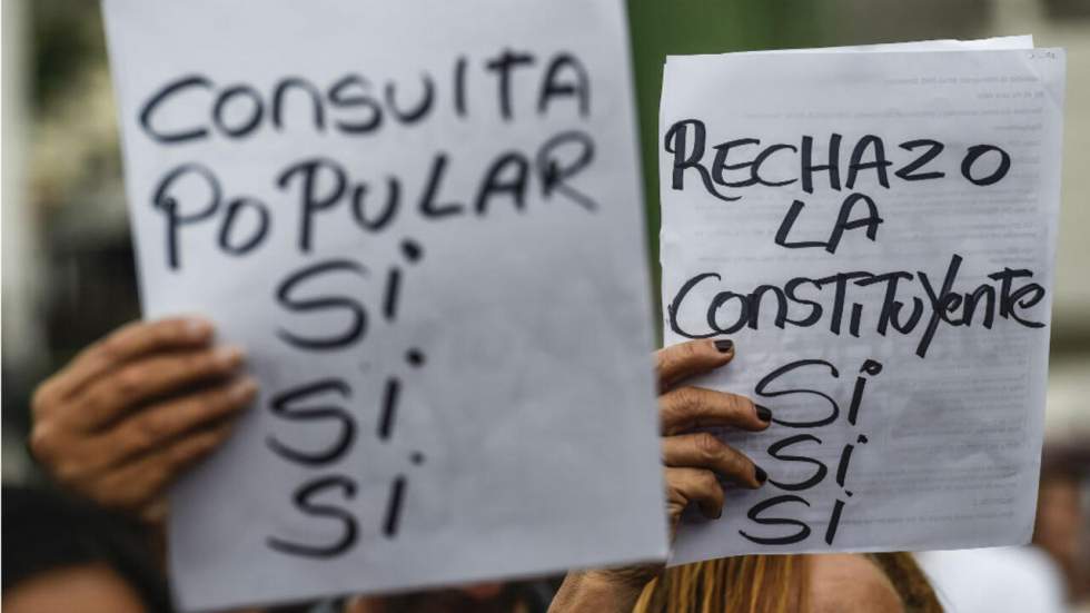 Au Venezuela, l'opposition aux urnes contre l'Assemblée constituante du président Maduro Au Venezuela, l'opposition aux urnes contre l'Assemblée constituante du président Maduro