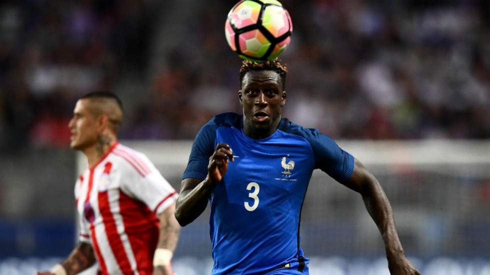 Le Français Benjamin Mendy devient le défenseur le plus cher de l'histoire