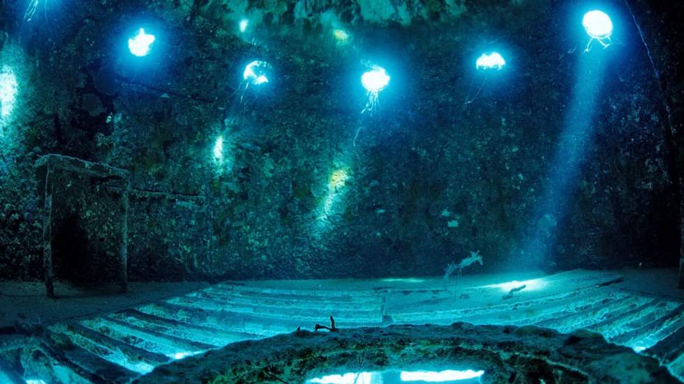 Amazon a déposé un brevet pour créer des entrepôts sous l'eau Amazon a déposé un brevet pour créer des entrepôts sous l'eau