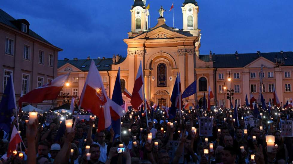 Bruxelles ouvre une procédure d'infraction contre la Pologne