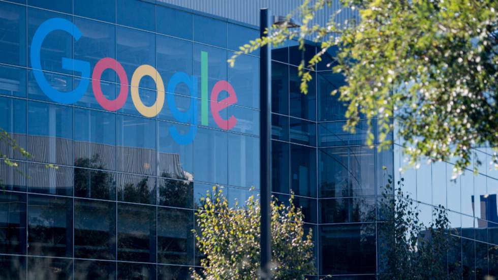 Google licencie l'ingénieur qui avait rédigé un mémo sexiste diffusé en interne Google licencie l'ingénieur qui avait rédigé un mémo sexiste diffusé en interne
