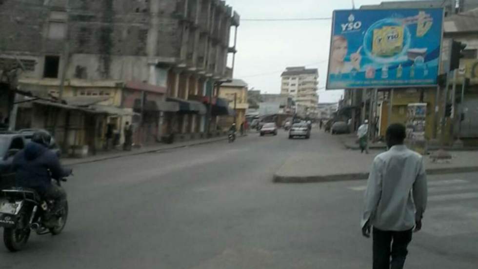 En images : l'opposition togolaise organise une journée ville morte à Lomé