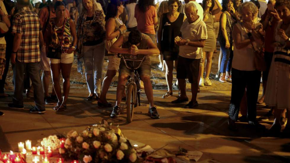 Barcelone dans la rue contre le terrorisme