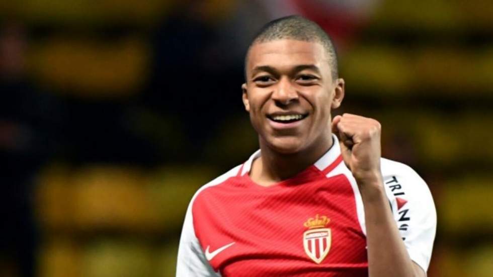 Mercato : le PSG officialise l'arrivée du prodige Kylian Mbappé