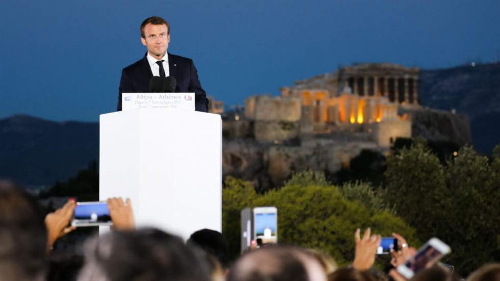 Depuis Athènes, Macron lance un appel pour "refonder l’Europe" Depuis Athènes, Macron lance un appel pour "refonder l’Europe"