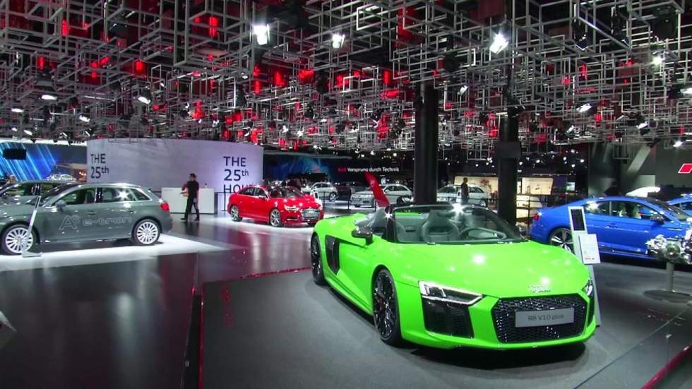 Les voitures électriques, stars du Salon de l'automobile de Francfort