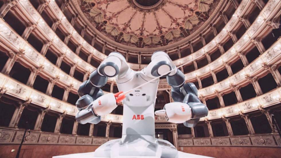 Ce robot a mené un orchestre philarmonique à la baguette lors d'un concert en Italie