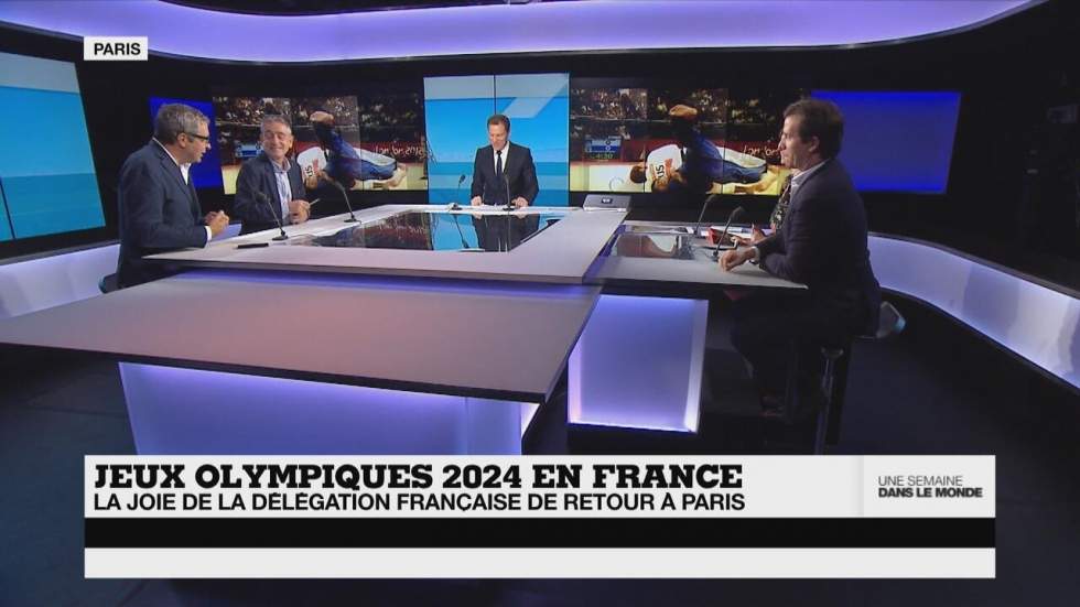 JO-2024 en France : la joie de la délégation française de retour à Paris