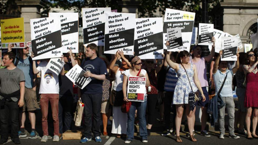 L'Irlande va organiser un référendum sur l'avortement en 2018