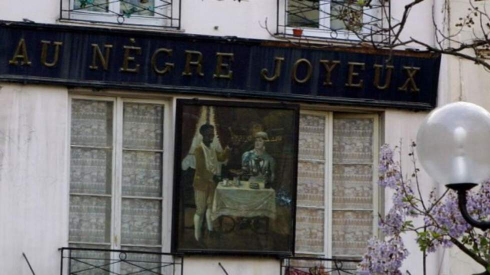 Des enseignes héritées du temps des colonies sèment la zizanie à Paris Des enseignes héritées du temps des colonies sèment la zizanie à Paris