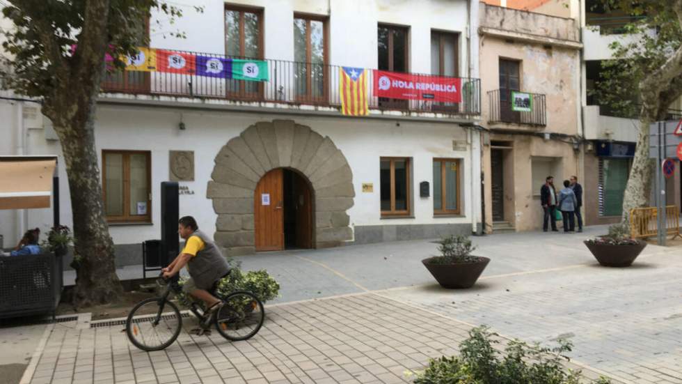 À Arenys de Munt, le référendum catalan se prépare malgré les "méthodes" de Madrid