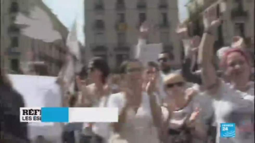 Crise en Catalogne : les Espagnols manifestent pour "le dialogue" et "l'unité"