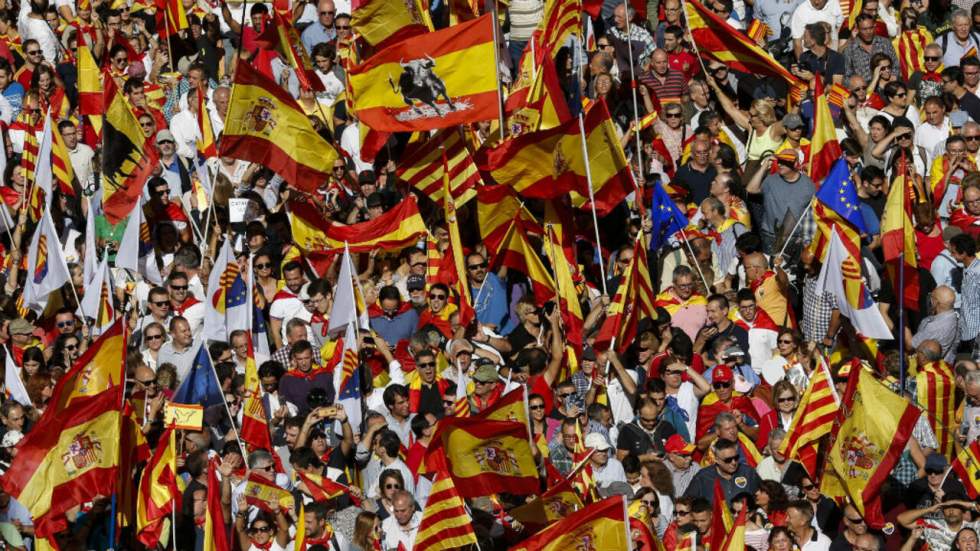 Crise en Catalogne : manifestation anti-indépendantiste à Barcelone