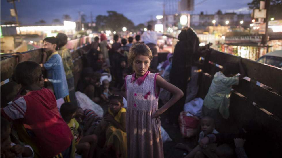 Au moins 12 morts dans le naufrage d'un bateau de Rohingya au Bangladesh