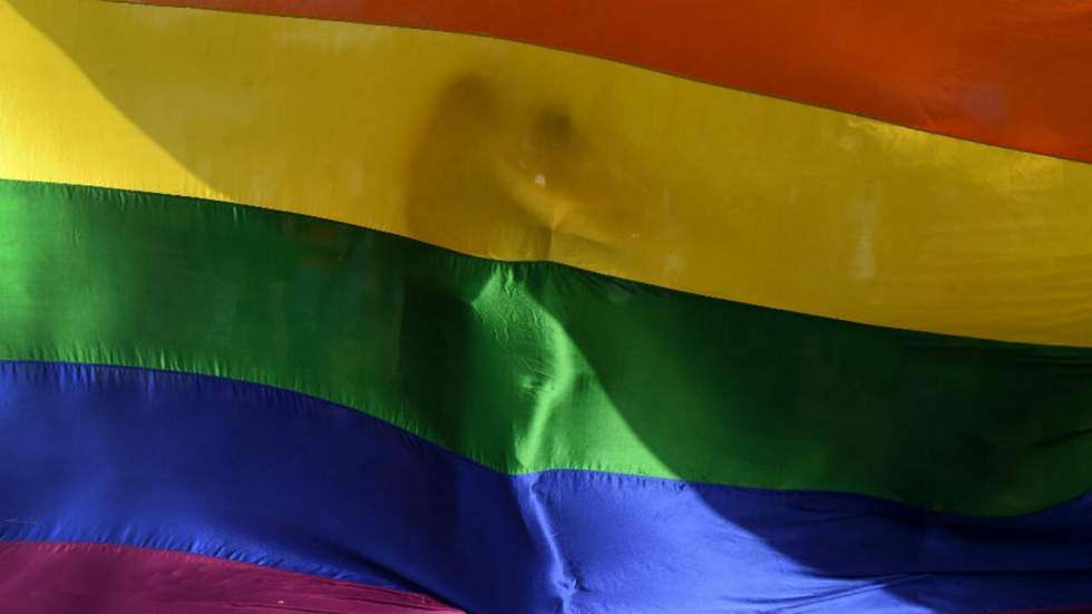 Homosexualité en Algérie : "On est obligé de vivre dans le mensonge à cause de la société"