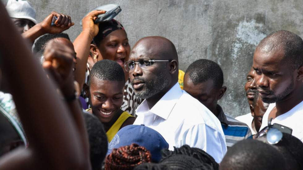 Présidentielle au Liberia : George Weah et Joseph Boakai en tête selon les résultats partiels