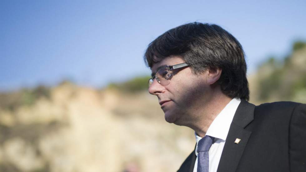 Catalogne : Puigdemont reste dans le flou, Madrid maintient l'ultimatum