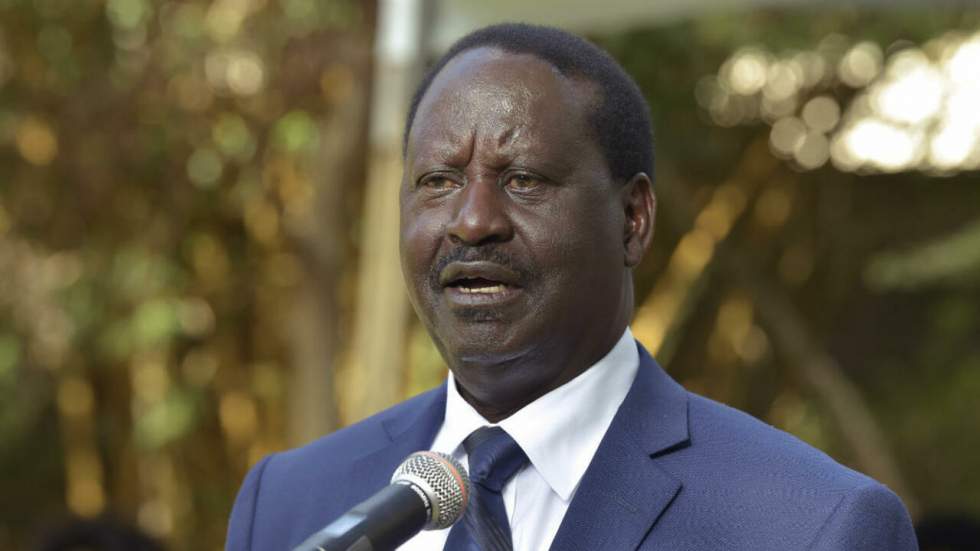 Kenya : Odinga dénonce une "parodie d'élection" et promet de ne pas en rester là