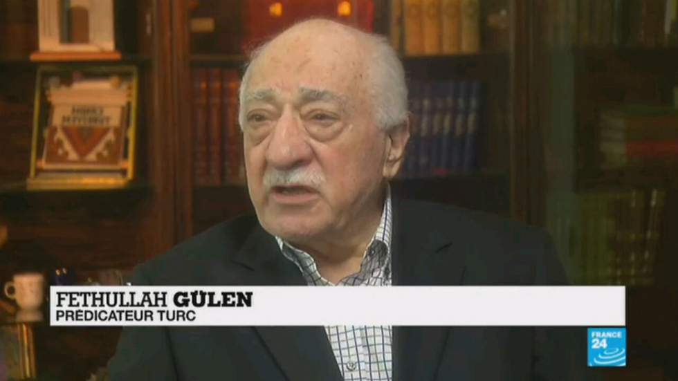 "Pour Michael Flynn, accepter cet argent serait une forme de corruption", selon Fethullah Gülen
