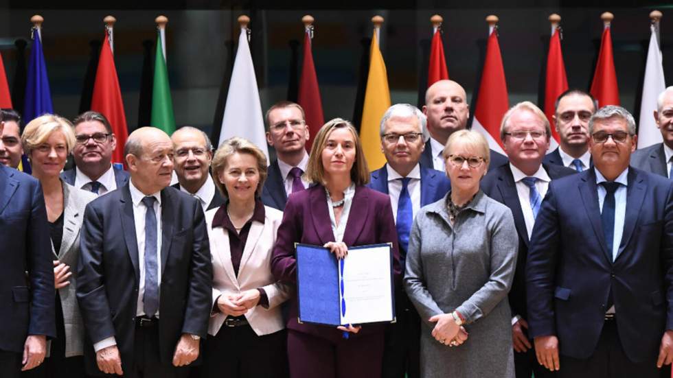 Vingt-trois pays de l’UE s’engagent à plus de coopération militaire Vingt-trois pays de l’UE s’engagent à plus de coopération militaire
