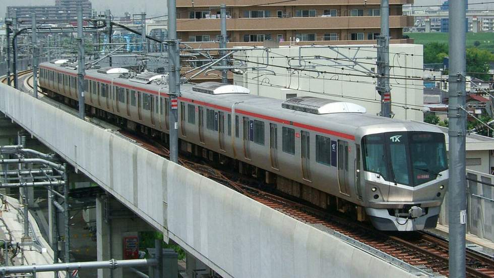 À Tokyo, une compagnie ferroviaire s’excuse publiquement parce qu’un train est parti 20 secondes trop tôt