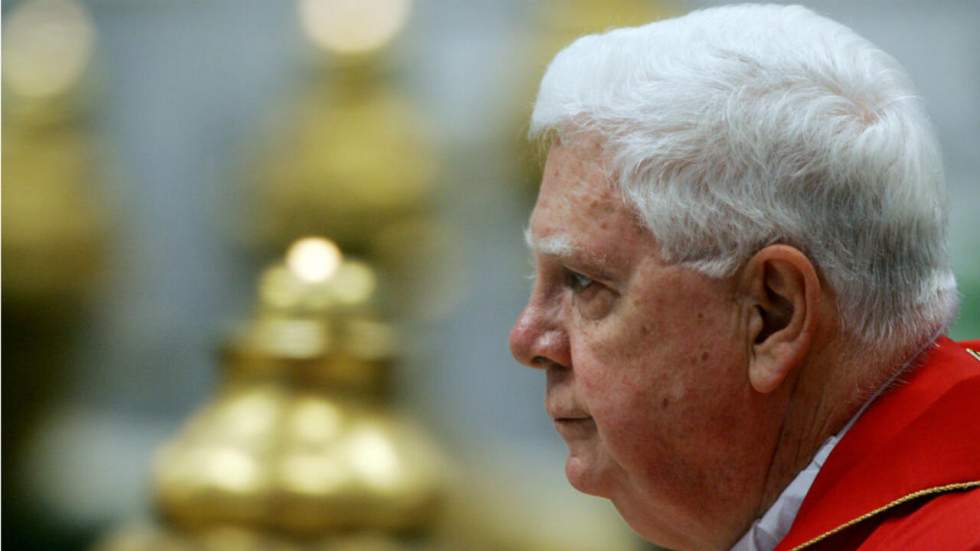 Mort du cardinal Bernard Law, symbole des scandales de pédophilie dans l'Église catholique Mort du cardinal Bernard Law, symbole des scandales de pédophilie dans l'Église catholique