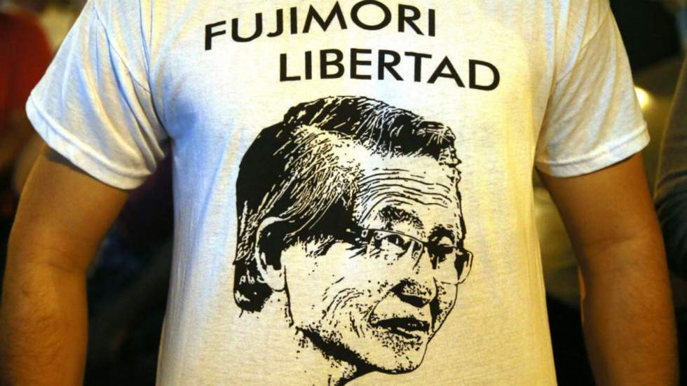 Après avoir sauvé son poste, le président péruvien gracie son prédécesseur Alberto Fujimori