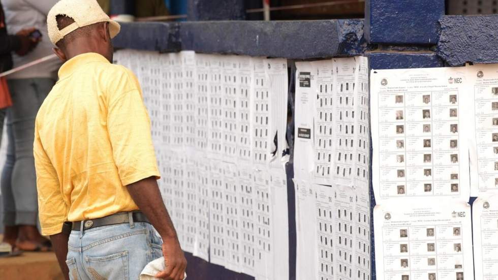 Présidentielle au Liberia : dépouillement en cours après un second tour dans le calme