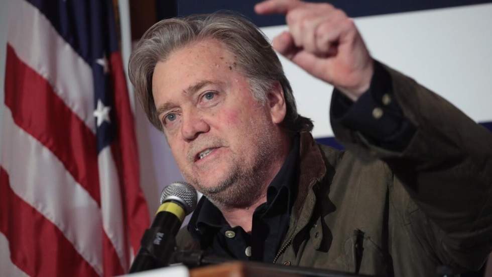 Ingérence russe : Steve Bannon accuse le clan Trump de "trahison" Ingérence russe : Steve Bannon accuse le clan Trump de "trahison"