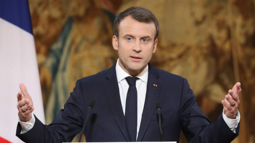 Macron annonce un projet de loi pour le contrôle des "fausses informations"