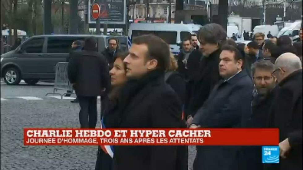 La France rend un hommage sobre aux victimes des attentats de Charlie Hebdo et de l'Hyper Cacher