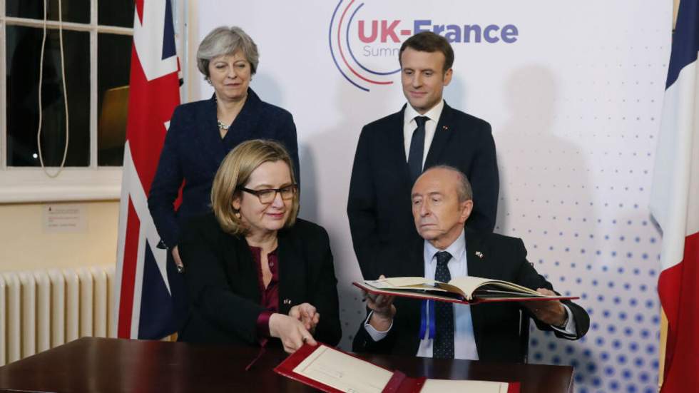 Londres prête à payer 50 millions d'euros de plus pour contrôler la frontière à Calais