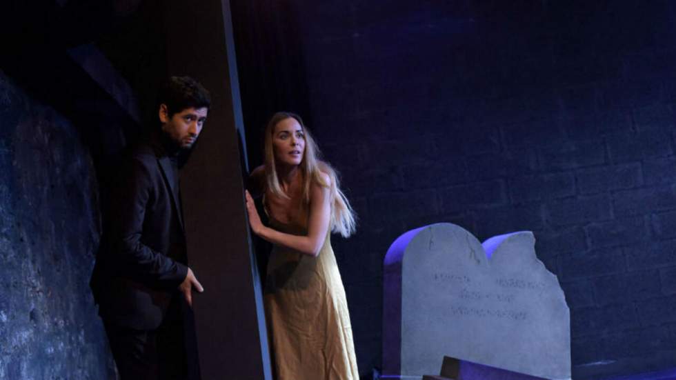 "Vendredi 13", la pièce de théâtre qui invite sur les planches le sujet des attentats "Vendredi 13", la pièce de théâtre qui invite sur les planches le sujet des attentats