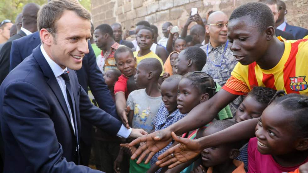 À Dakar, Macron attendu sur l'éducation dans les pays en développement