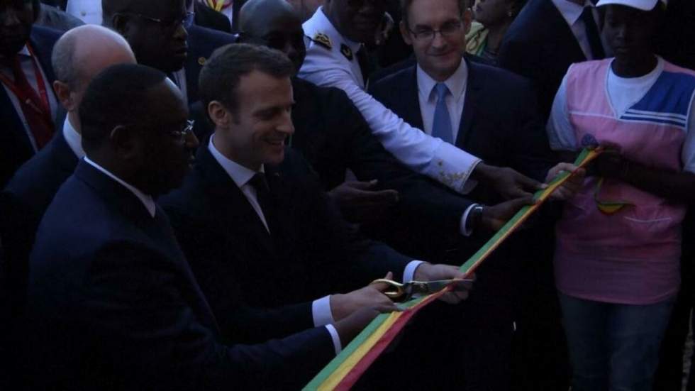 À Dakar, le président Macron s'engage pour l'éducation et l'environnement À Dakar, le président Macron s'engage pour l'éducation et l'environnement