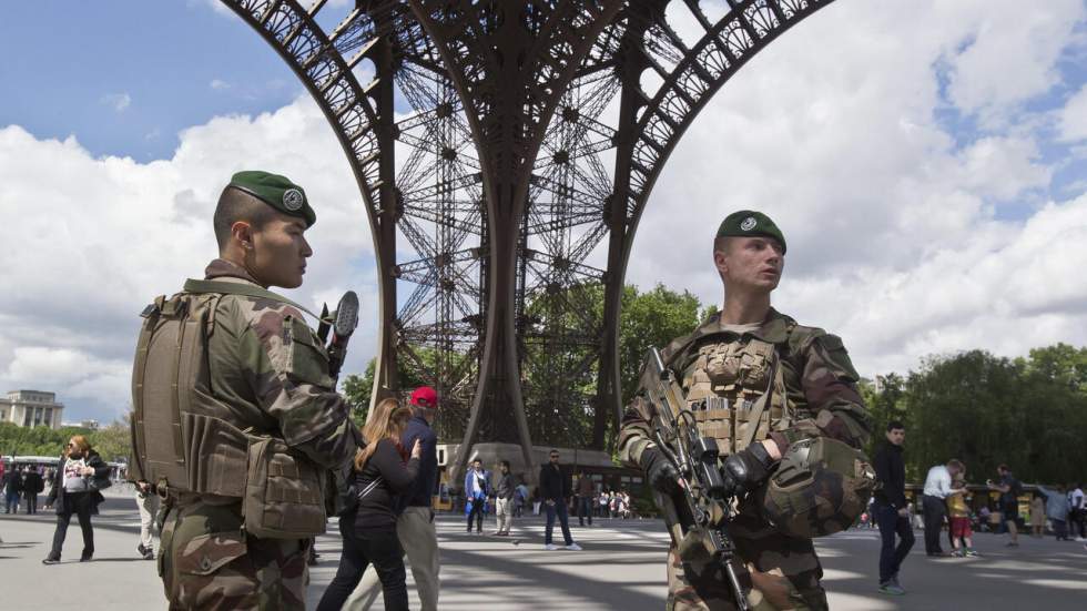 France : deux projets d'attentats déjoués depuis le début de l'année, selon Collomb France : deux projets d'attentats déjoués depuis le début de l'année, selon Collomb