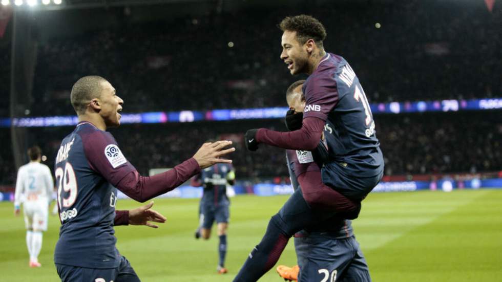 Ligue 1 : le PSG surclasse l'OM, Neymar sorti sur blessure