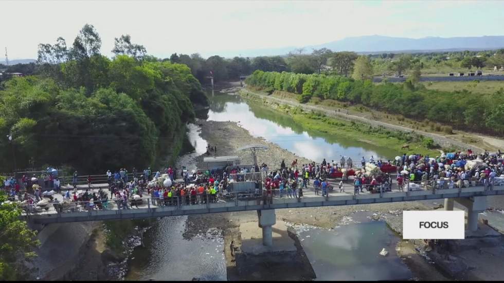 Haïti : le pont de la rivière Massacre, point de passage de tous les trafics Haïti : le pont de la rivière Massacre, point de passage de tous les trafics
