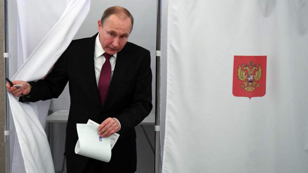 Vladimir Poutine donné largement gagnant pour un quatrième mandat à la tête de la Russie Vladimir Poutine donné largement gagnant pour un quatrième mandat à la tête de la Russie