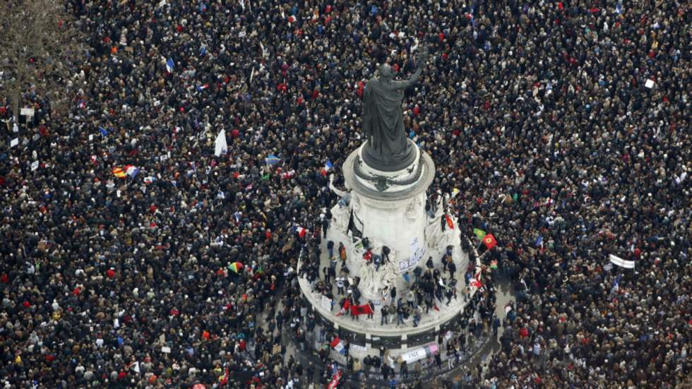 France : des médias adoptent leur propre système de comptage des manifestants