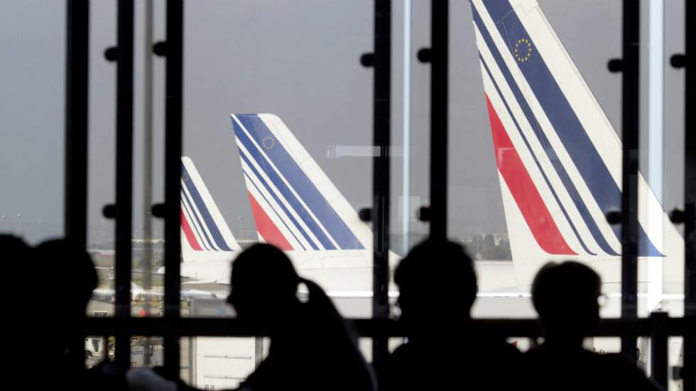 Une cinquième journée de grève à Air France entraîne l'annulation de 30 % des vols