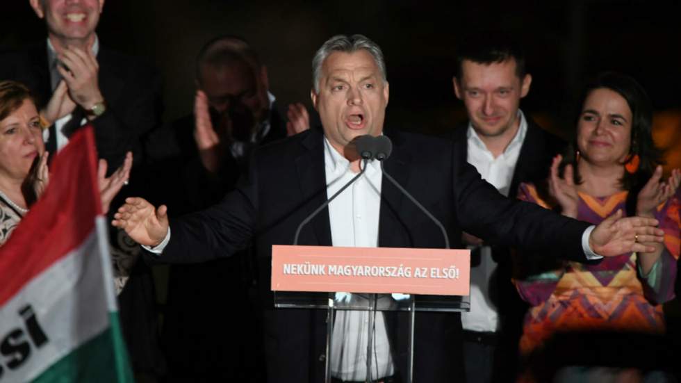 Élections législatives hongroises : Viktor Orban revendique une "victoire historique" Élections législatives hongroises : Viktor Orban revendique une "victoire historique"