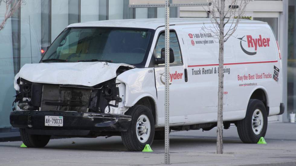 Canada : une camionnette fauche plusieurs piétons à Toronto, le chauffeur arrêté