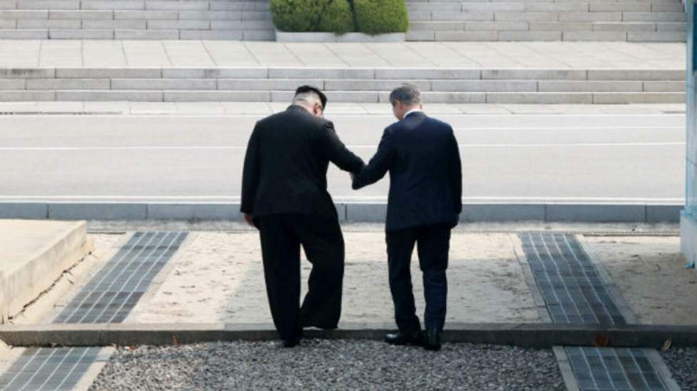 En images : Et Kim Jong-un franchit la frontière entre les deux Corées