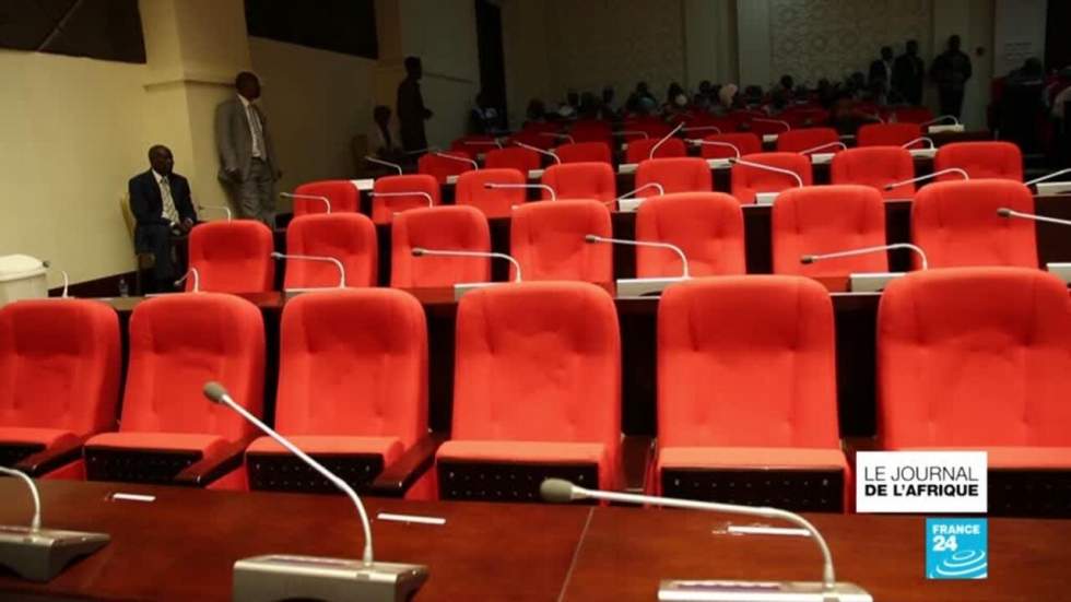 Le Tchad se dote d'une nouvelle Constitution Le Tchad se dote d'une nouvelle Constitution