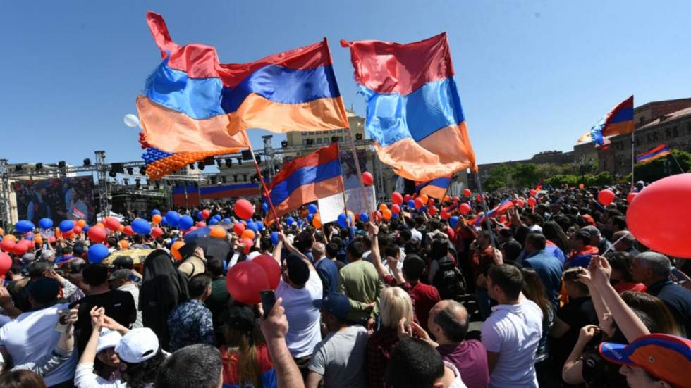 Arménie : des milliers de manifestants à Erevan en soutien à l’opposant Pachinian Arménie : des milliers de manifestants à Erevan en soutien à l’opposant Pachinian