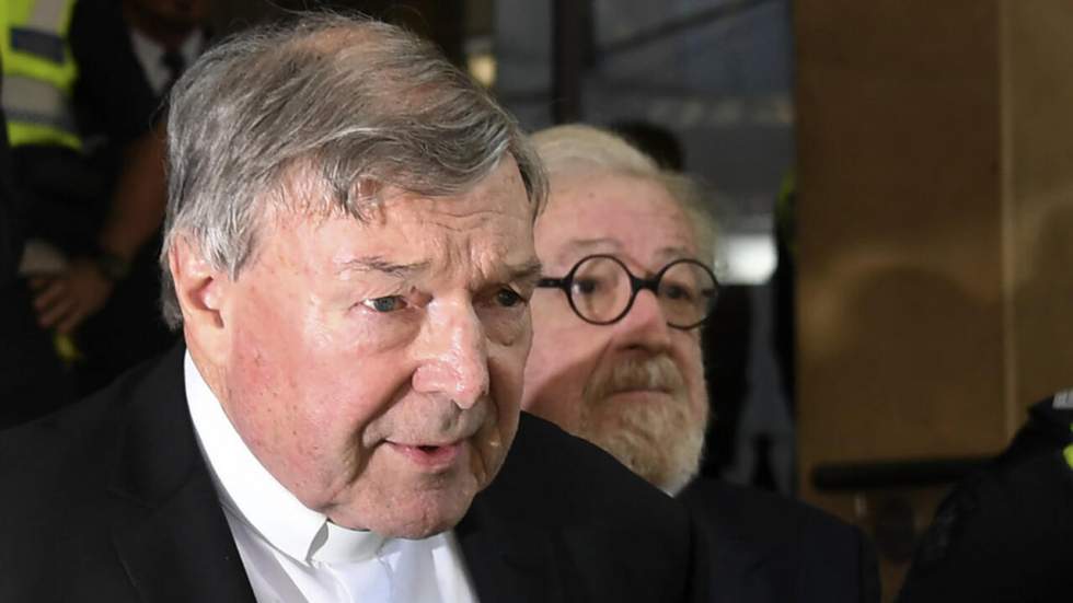 Le cardinal Pell, numéro trois du Vatican, sera jugé pour agressions sexuelles